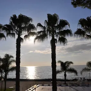 Appartamento Garage, Piscina, Accesso A Mare E Pista Ciclabile