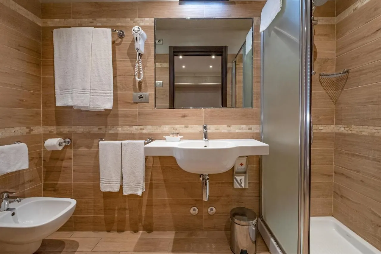 *** Guest house Le Camere Di Nana' Sanremo Italy